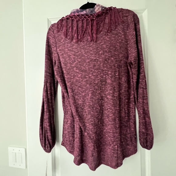 NWT Style & Co Bishop Sleeve Top with Detachable Scarf in Raspberry, Size M - Picture 4 of 9